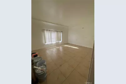 6812 S Hoover, Los Angeles, CA 90044 - Photo 9