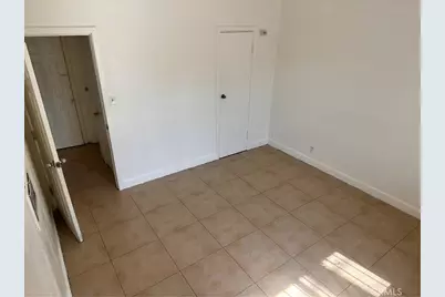6812 S Hoover, Los Angeles, CA 90044 - Photo 25