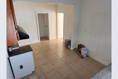 6812 S Hoover, Los Angeles, CA 90044 - Photo 27