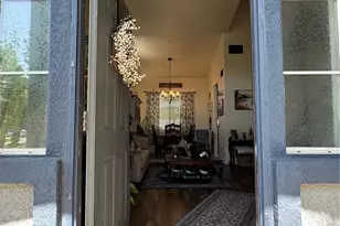 5392 Bullpen Dr, Fontana, CA 92336 - Photo 9