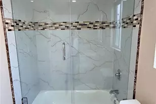 11154 Towne, Los Angeles, CA 90061 - Photo 23
