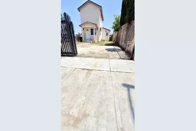11154 Towne, Los Angeles, CA 90061 - Photo 55