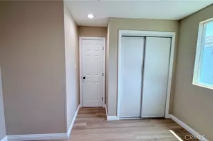 11154 Towne, Los Angeles, CA 90061 - Photo 39