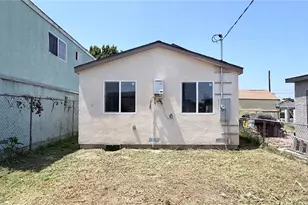11154 Towne, Los Angeles, CA 90061 - Photo 47