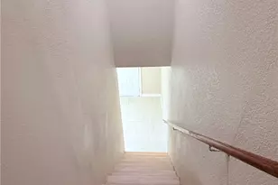 11154 Towne, Los Angeles, CA 90061 - Photo 31