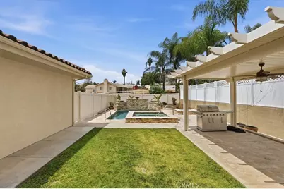 14202 Meadowlands, Riverside, CA 92503 - Photo 41