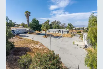 22540 Markham Street, Perris, CA 92570 - Photo 13