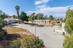 18420 Decker, Perris, CA 92570 - Photo 15