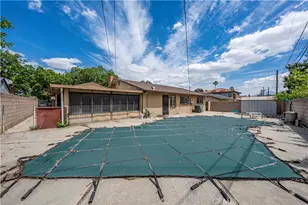 2731 W Victoria St, Rialto, CA 92376 - Photo 35