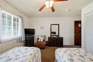 2731 W Victoria St, Rialto, CA 92376 - Photo 21