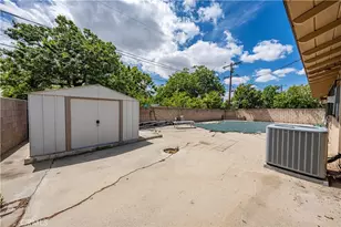 2731 W Victoria St, Rialto, CA 92376 - Photo 31