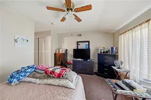 2731 W Victoria St, Rialto, CA 92376 - Photo 25