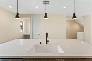 103 Sorrel Ct, Burbank, CA 91506 - Photo 13