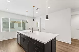 102 Sorrel Ct, Burbank, CA 91506 - Photo 11