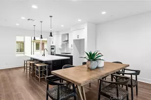 102 Sorrel Ct, Burbank, CA 91506 - Photo 15
