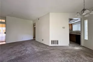 19107 Palo Verde Dr, Apple Valley, CA 92308 - Photo 9