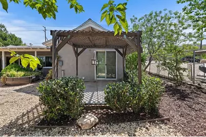 115 East Street, Norco, CA 92860 - Photo 35