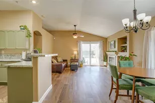 14773 Foxfield Ln, Fontana, CA 92336 - Photo 11