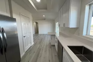 12911 Corton, Phelan, CA 92371 - Photo 17