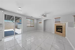 7167 Elsa Ct, Fontana, CA 92336 - Photo 7