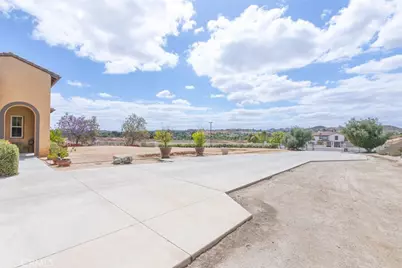 17970 Wildwood Creek Rd, Riverside, CA 92504 - Photo 7