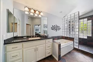 16701 Lake Knoll Pkwy, Riverside, CA 92503 - Photo 17