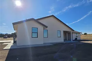6221 Merced, Oak Hills, CA 92344 - Photo 49