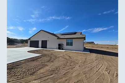 6221 Merced, Oak Hills, CA 92344 - Photo 51
