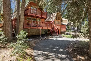 31345 Cedarwood, Running Springs, CA 92382 - Photo 3