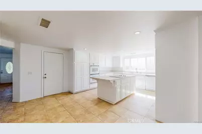 16201 Alta Cresta Avenue, Riverside, CA 92508 - Photo 9