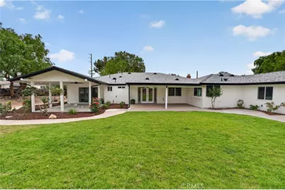 1505 Corona, Norco, CA 92860 - Photo 13