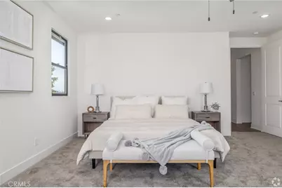 1029 N Staley Lane, Los Angeles, CA 90042 - Photo 15
