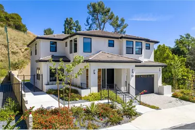 1029 N Staley Lane, Los Angeles, CA 90042 - Photo 1