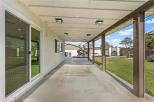 2007 W Windhaven, Rialto, CA 92377 - Photo 27