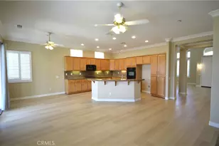 28305 Tiara Ct, Highland, CA 92346 - Photo 7
