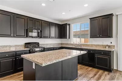 16939 Sandoval, Fontana, CA 92336 - Photo 9
