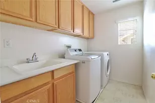 15230 Rosewood, Fontana, CA 92336 - Photo 23