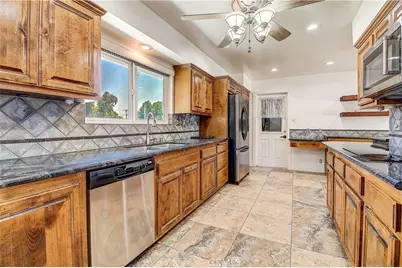 1960 Wetherly, Riverside, CA 92506 - Photo 25
