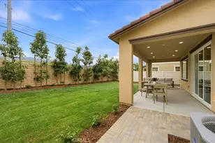 23716 Wilcox Dr, Newhall, CA 91321 - Photo 29