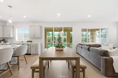 23716 Wilcox Drive, Newhall, CA 91321 - Photo 9