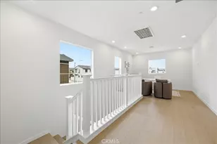 23716 Wilcox Dr, Newhall, CA 91321 - Photo 13