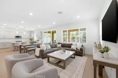 23716 Wilcox Drive, Newhall, CA 91321 - Photo 3