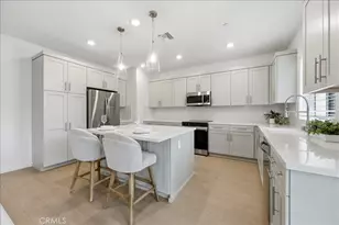 23716 Wilcox Dr, Newhall, CA 91321 - Photo 7