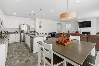 32690 Ascot Hill Circle, Wildomar, CA 92595 - Photo 13