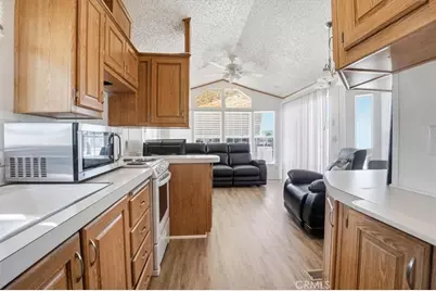 1295 S Cawston #11, Hemet, CA 92545 - Photo 5