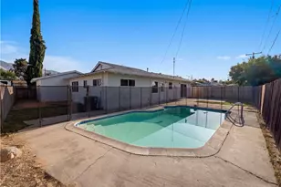27807 Pluto St, Highland, CA 92346 - Photo 5