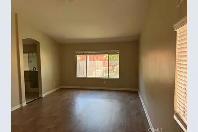 15128 Versailles, Lake Elsinore, CA 92530 - Photo 7
