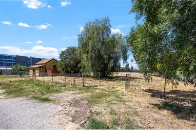 9328 S Waterman, San Bernardino, CA 92408 - Photo 3