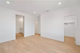 27318 Bear Creek Ln, Valencia, CA 91381 - Photo 19