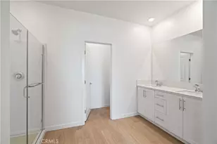 27318 Bear Creek Ln, Valencia, CA 91381 - Photo 23